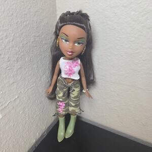 Vintage 2004 Bratz Funk Out Sasha Doll with Original Outfit & Boots